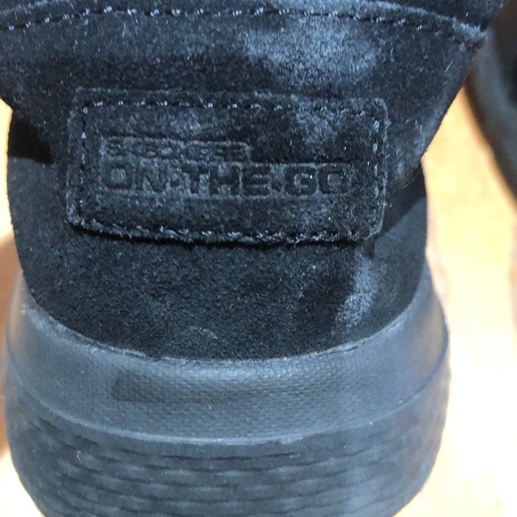 Sketchers on the go ankle winter ❄️ boots 🥾 - Picture 3 of 6